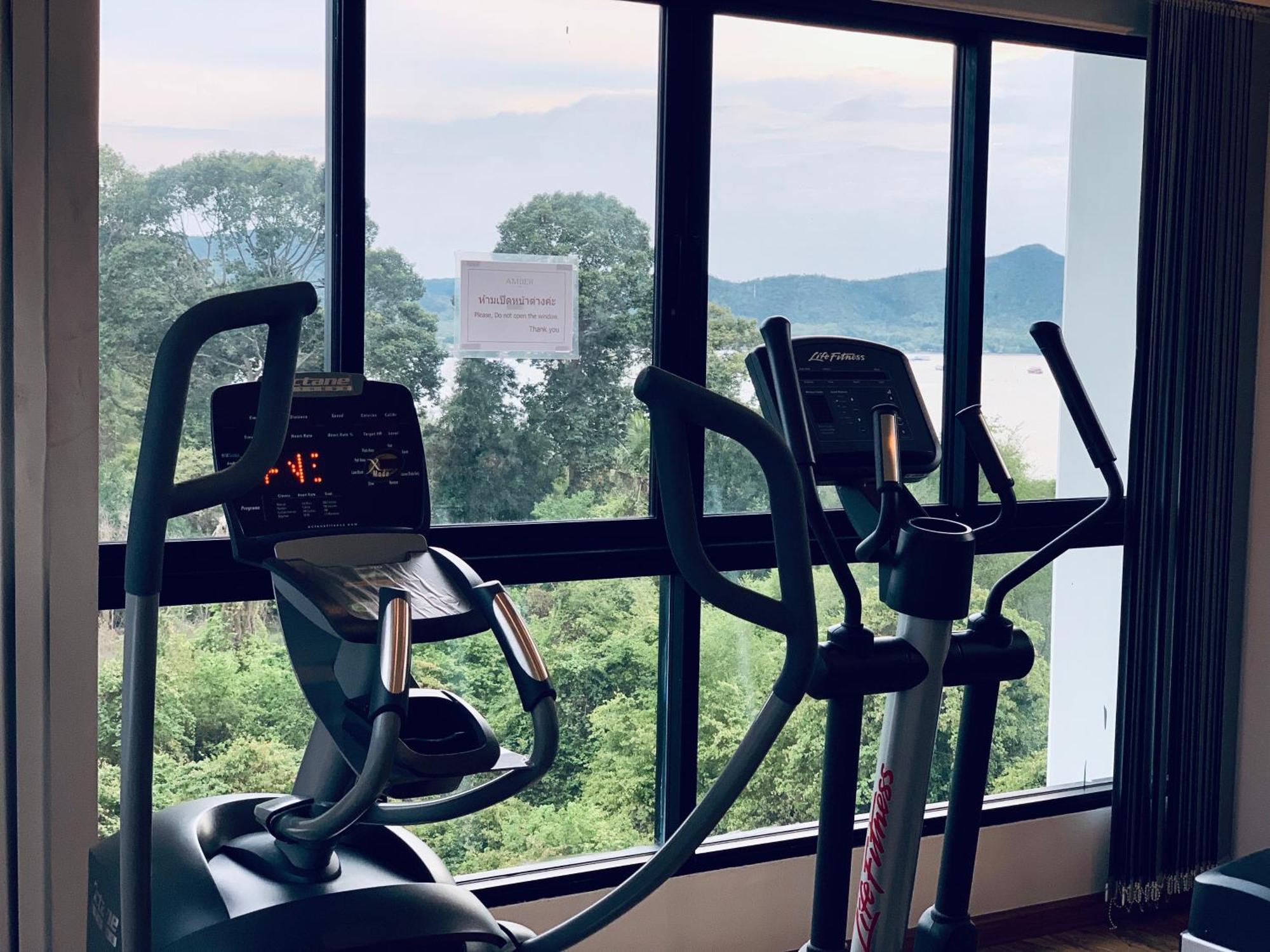 Apartment Deamber Bangsare Pattaya *